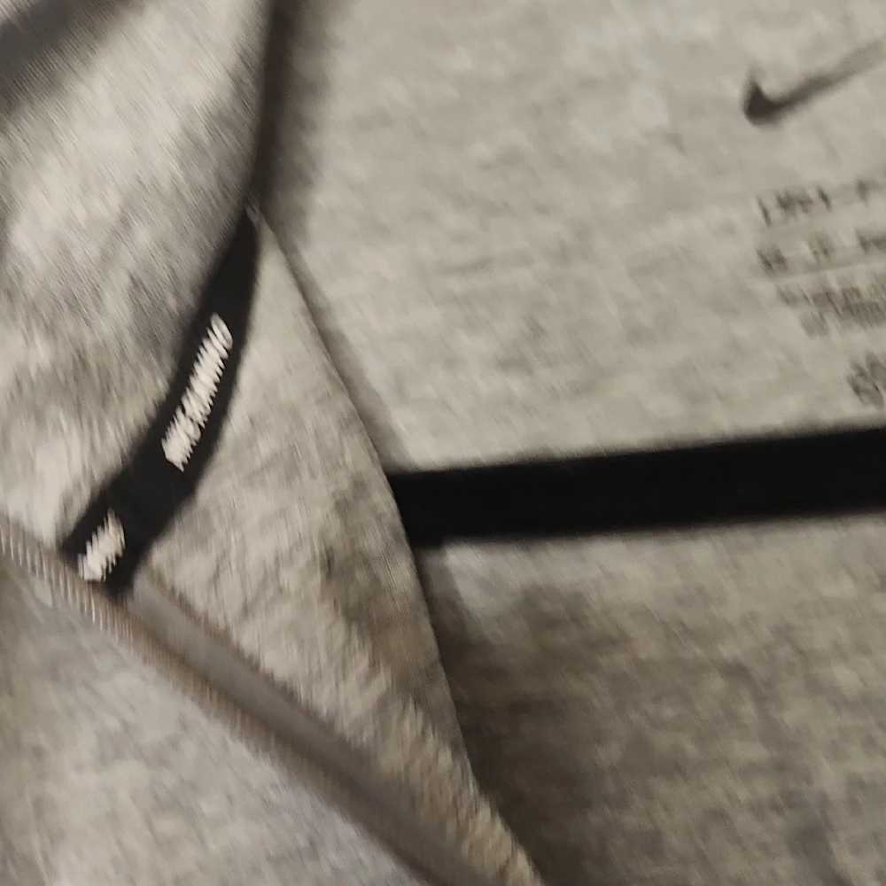 NWT Nike Women's Gray 1/2 Zip Running Top Size XS
